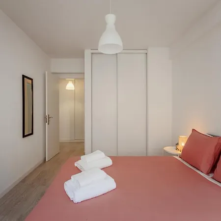 Elegant 3 Bedroom - Centre - Garage - Metro * Lisboa