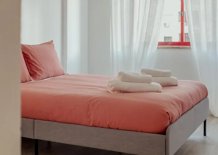 Elegant 3 Bedroom - Centre - Garage - Metro Apartman Lisboa