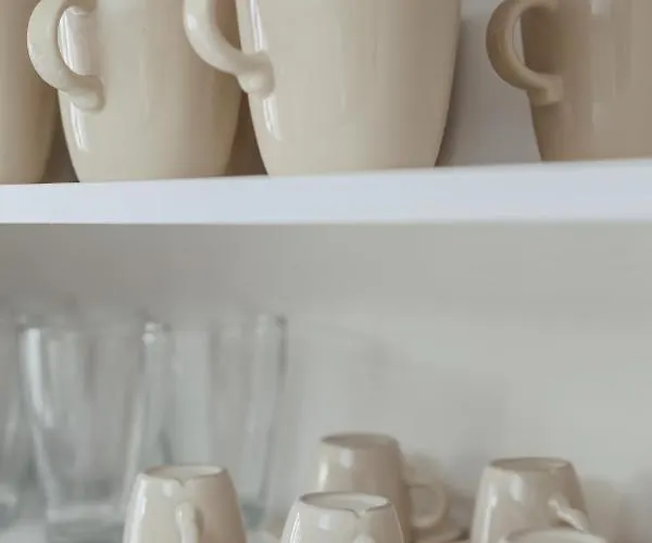 Elegant 3 Bedroom - Centre - Garage - Metro *