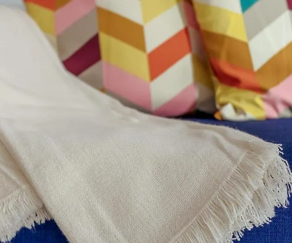 公寓 Elegant 3 Bedroom - Centre - Garage - Metro