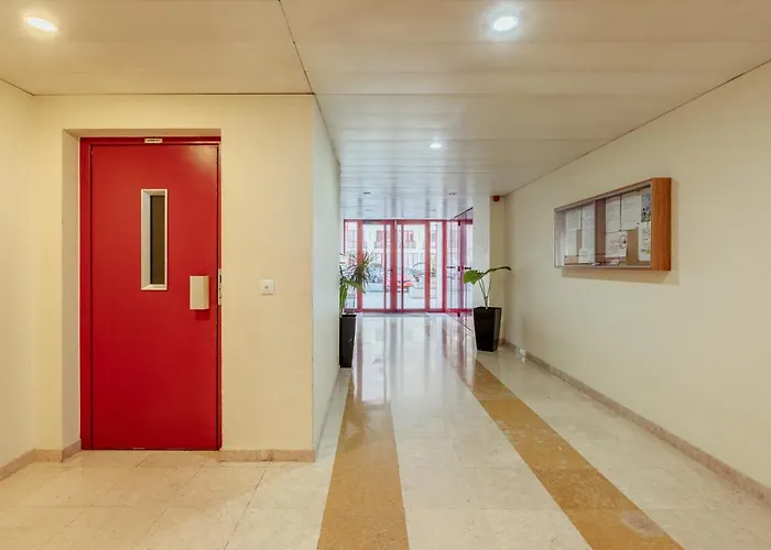 Elegant 3 Bedroom - Centre - Garage - Metro * Lisboa